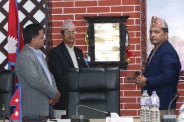 मलाई असफल पार्नेबाहेक ओलीले अरु काम गरेनन् : प्रचण्ड